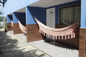 Kamar Quadruple Comfort, balkon | Meja kerja, ruang kerja ramah laptop, dan Wi-Fi gratis