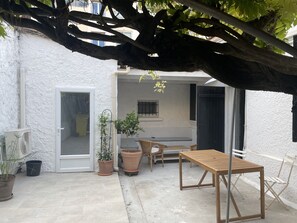 Outdoor dining - Détendez-vous Dans Cette Maison de Ville Cosy et Calme (Avignon)