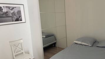 2 chambres, fer et planche Ă repasser, Wi-Fi, draps fournis