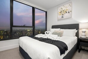 2 soverom, strykejern/-brett, wi-fi og sengetøy