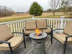 Unclassified image, 4 of 44, button - Grafton Getaway @ Countryside. Sleeps 31. Over 6,000 sq feet on 5 acres (Godfrey)