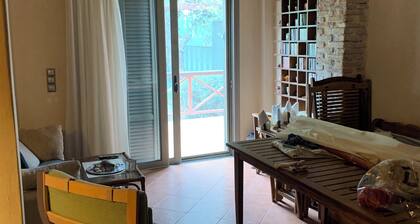 A cheerful cottage with a beautiful garden near the sea.