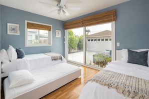 3 bedrooms, iron/ironing board, WiFi, bed sheets - Lovely Coastal Boho home close to Beaches & SOFI with Pool, AC & King bed (Hawthorne)