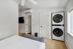 1 makuuhuone, silitysrauta/-lauta, Wi-Fi, vuodevaatteet