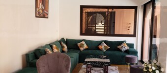 Private villa with sea view 