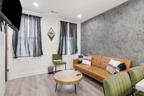 TV connectée, jeux vidéo, espaces bureaux