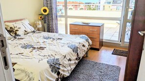 Apartamento | 1 dormitorio, tabla de planchar con plancha, wifi gratis y ropa de cama