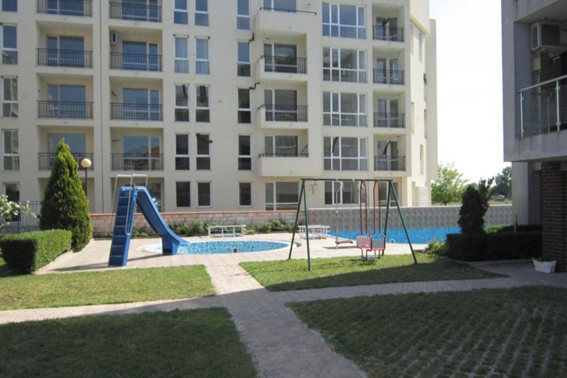 พื้นที่เล่นสำหรับเด็ก