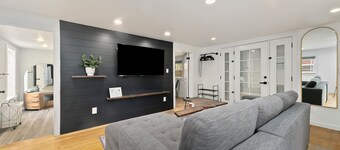 Earthy Pearl - 1 Bedroom Suite @ the Boise Depot