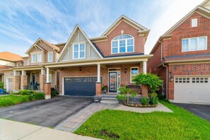 Exterior - Beautiful 4 bed/3 Bath Home Away From Home (Milton)