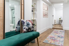 Interior - This apartment is a 3 bedroom(s), 1 bathrooms, located in St. Catharines, ON. (St. Catharines)