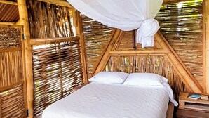 ベーシック キャビン バルコニー マウンテンビュー