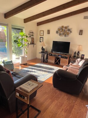 Fernseher, DVD-Player