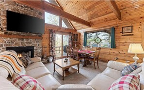 Smart TV, fireplace, offices - Lakeside Cabin with Cozy Loft! (Golden)
