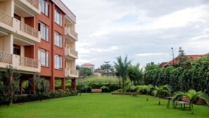 Apartment | Property grounds - Luxury Cozy Kampala Apartment With 2 Bedrooms (Kampala)