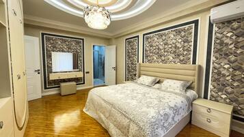 2 bedrooms, in-room safe, iron/ironing board, WiFi