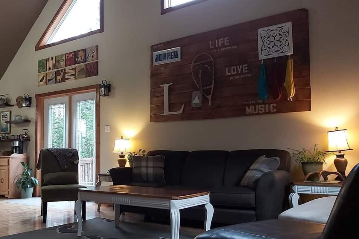 Casa executiva, 4 quartos, vista para o jardim | Área de estar