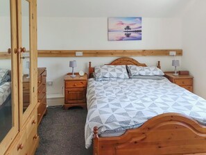 3 bedrooms, free WiFi, bed sheets