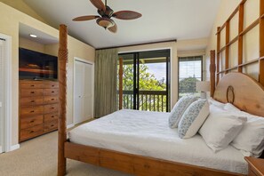 3 Schlafzimmer, Schreibtisch, Bügeleisen/Bügelbrett, Reisekinderbett