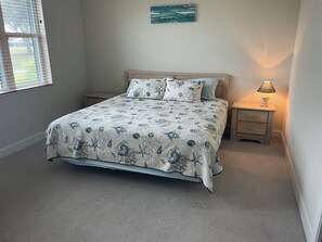 2 dormitorios, tabla de planchar con plancha, wifi y ropa de cama