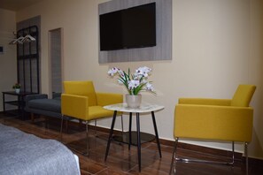 Desk, laptop workspace, free WiFi