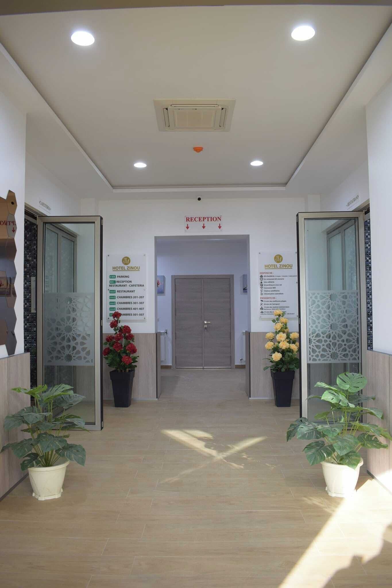 Foto - Hôtel Zinou zm