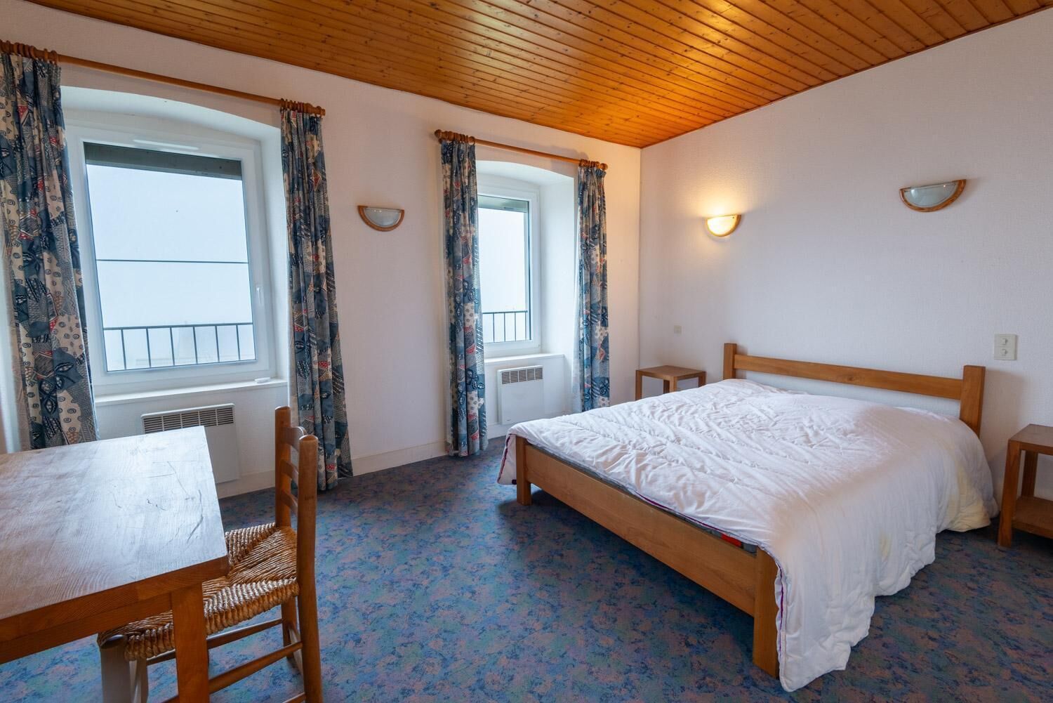 4 bedrooms