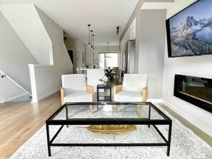 Smart-TV, Kamin