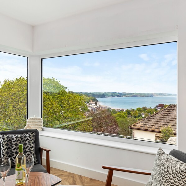 House | 4 bedrooms - Pen Gar - Sea Views EV Charger (Saundersfoot)