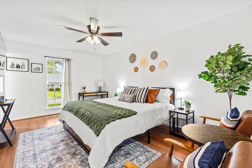 Modern Charm In Holly Springs: New Transformed Home - Apex, NC