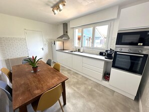 Micro-ondes, lave-vaisselle