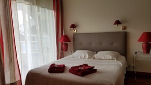 3 室のベッドルーム、インターネット