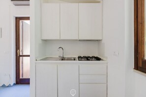 Réfrigérateur, plaque de cuisson