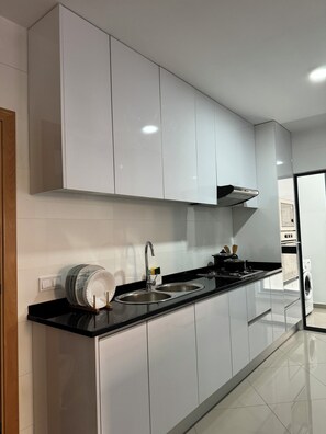 Private kitchen - 2 Bedroom Apartment in Praia (Praia)