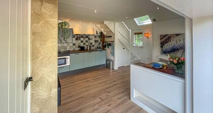 Cozy home in Noordscheschut with WiFi