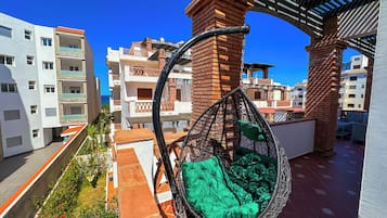 Apartemen Comfort | Teras/patio