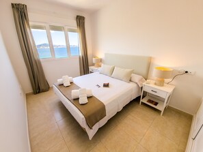 3 habitaciones, tabla de planchar con plancha y wifi gratis 