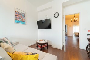 Living area - Casa Pedro - 3 Bedroom Apartment in the City Center (Porto)