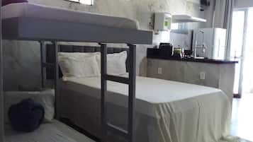 1 quarto, ferros/tábuas de passar roupa, Wi-Fi, roupa de cama
