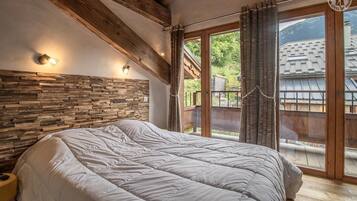 3 chambres, fer et planche à repasser, lit parapluie, Wi-Fi gratuit