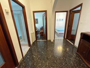 2 camere, Wi-Fi gratuito, lenzuola