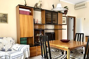 Dining - N279 - Numana, large four-room apartment with terrace (Numana)