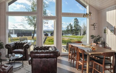 Amazing home in årjäng with kitchen