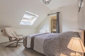 4 chambres, fer et planche à repasser, lit parapluie, Wi-Fi gratuit