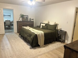 4 bedrooms, WiFi, bed sheets