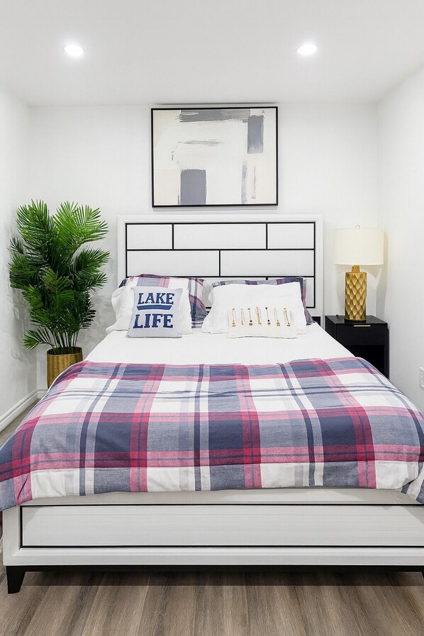 1 bedroom, desk, iron/ironing board, free WiFi