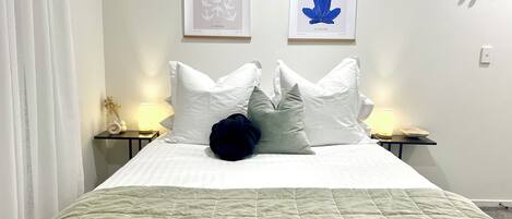 1 habitación, escritorio, tabla de planchar con plancha y wifi gratis