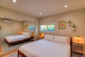 1 habitación, tabla de planchar con plancha, wifi gratis y ropa de cama