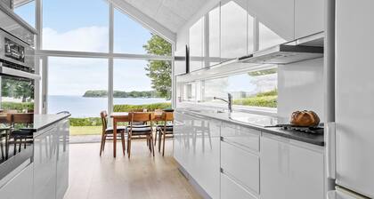 Awesome home in Hejls