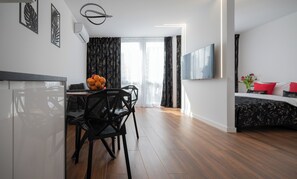 Dining - WarsawSkyLine - Grzybowska - Business City Center (Warszawa)